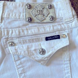 Miss Me Capris- White Size 30
